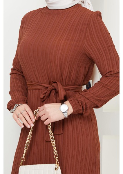 Lara Kuşaklı Elbise Kahverengi HM2371 fırsatları