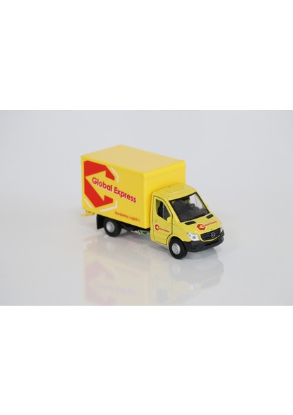 1:36 Ölçek Mercedes Sprinter Kargo Aracı