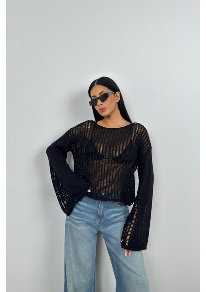 Kayık Yaka Ajurlu Bluz fiyatları