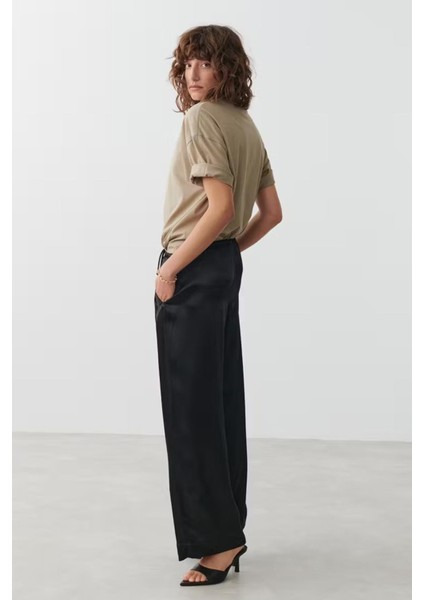 Siyah Beli Büzgülü Saten Bol Paça Kadın Pantolon MG2019 modelleri