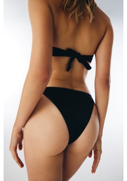 Basic Super High Leg Siyah Bikini Altı