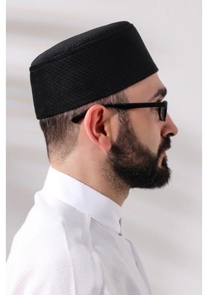 Siyah Petek Kareli Kadife Kalıp Namaz Takkesi
