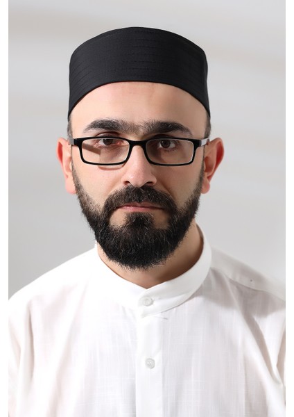 Siyah Kapitone Osmanlı Arma Nakışlı Kalıp Namaz Takkesi modelleri