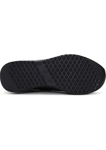 Kadın Siyah Kalın Tabanlı Deri Sneaker