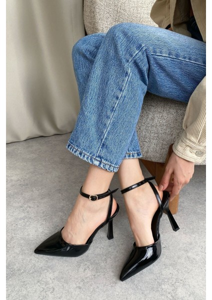 Kadın Motta Ince Topuklu Ayakkabı - Siyah-Rugan modelleri