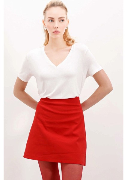 Kadın Ekru V Yaka Hafif Oversize T-Shirt HZL24S-BD143151 fiyatları