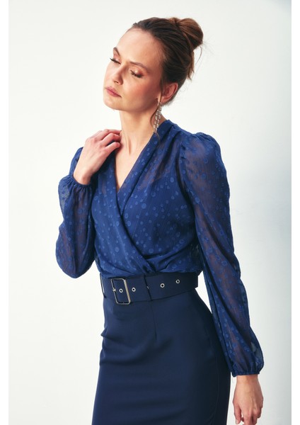 Desenli Kruvaze Bodysuit Bluz - Lacivert fiyatları