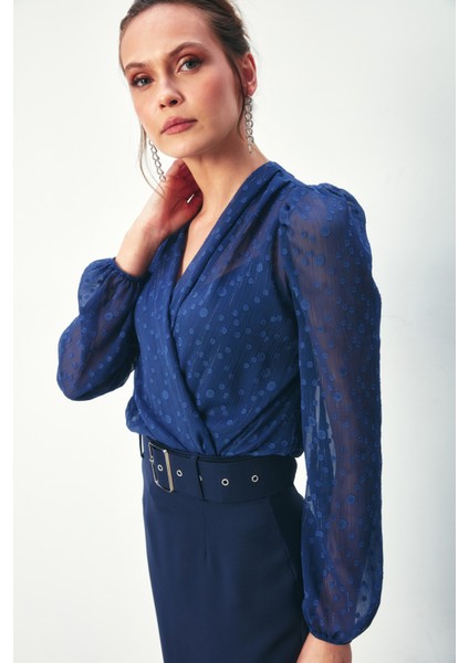 Desenli Kruvaze Bodysuit Bluz - Lacivert fırsatları