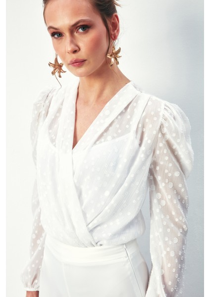 Desenli Kruvaze Bodysuit Bluz - Ekru fırsatları