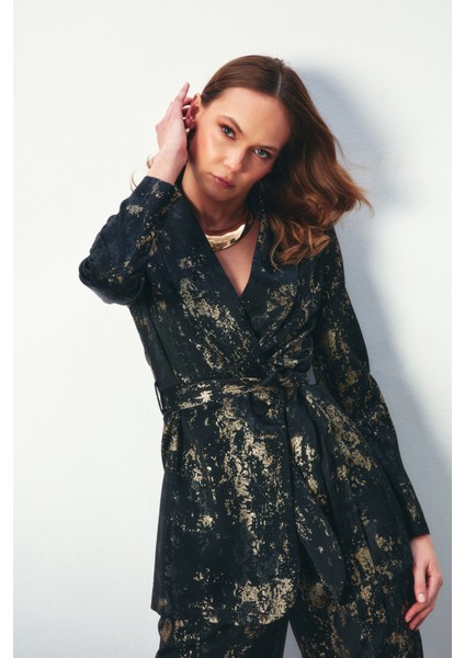 Parlak Desenli Kuşaklı Uzun Ceket - Siyah modelleri