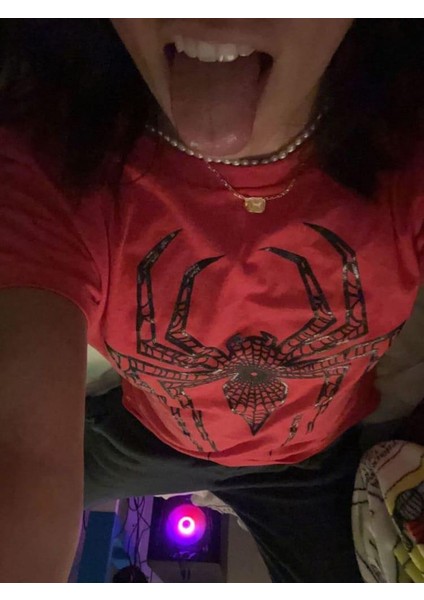 Spider Baskılı Kırmızı Crop Bluz