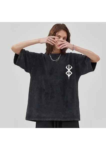 Yıkamalı Anime Berserk Baskılı Oversize Vintage T-Shirt modelleri