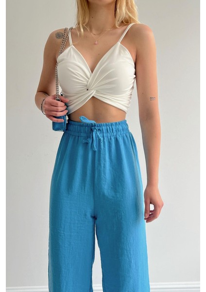 Önü Bürgülü Top Bluz Beyaz