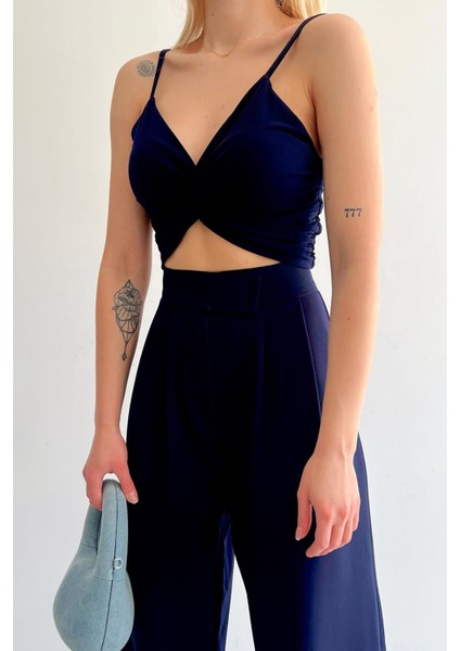 Önü Bürgülü Top Bluz Lacivert