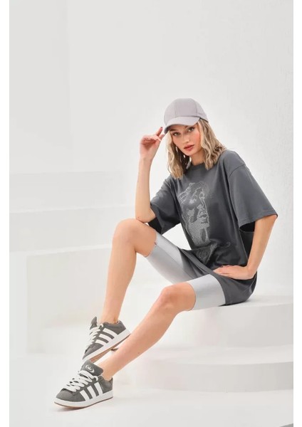 Cananataç Unisex Taş Desenli Oversize T-Shirt - Füme