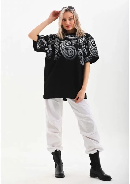 Unisex Baskılı Oversize T-Shirt - Siyah fırsatları