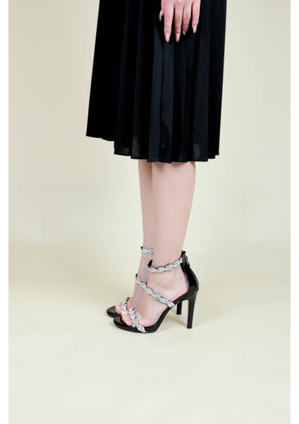 Örgü Taşlı Abiye Ayakkabı SİYAH