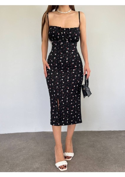 Kadın Siyah Askılı Çiçek Desenli Yırtmaçlı Ip Bağlamalı Elbise indirimleri