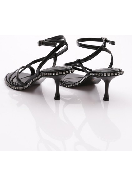 2418 Kadin Bilekten Bağlamali Topuklu Abiye Ayakkabi modelleri