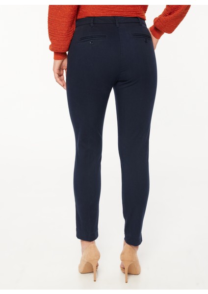Yüksek Bel Slim Fit Koyu Lacivert Kadın Pantolon 323A4BYW55AH6 fırsatları