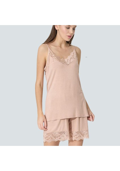 Krem Dantelli Askılı Pamuklu Şortlu Pijama Takım