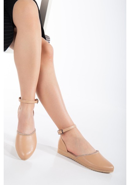 Yüzü Düz Karnı Yarık Model Baretli Nude Kadın Babet fiyatları