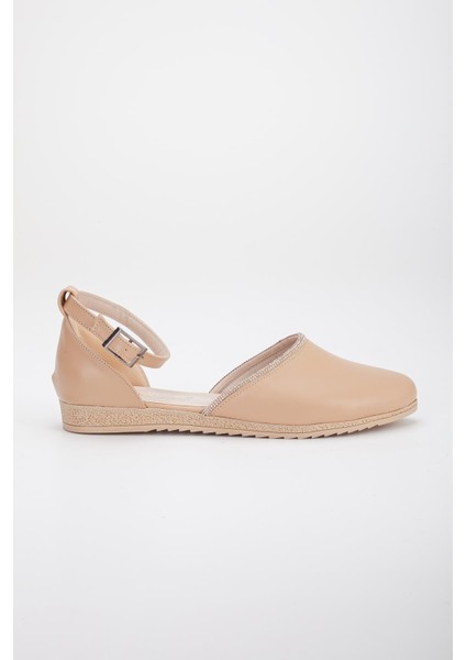 Yüzü Düz Karnı Yarık Model Baretli Nude Kadın Babet modelleri