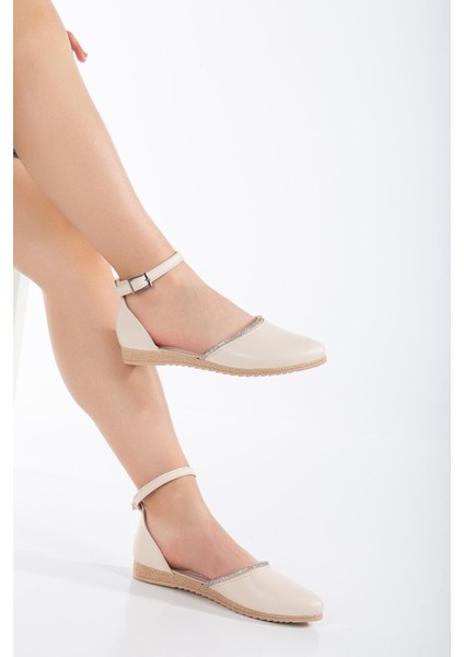 Yüzü Düz Karnı Yarık Model Baretli Ten Kadın Babet fiyatları