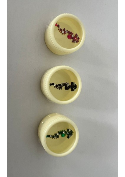 Yapışkanlı Yüz Taşı Face Gems 3 Adet Birden Burun Parmak Hızma Modeli 1 fiyatları