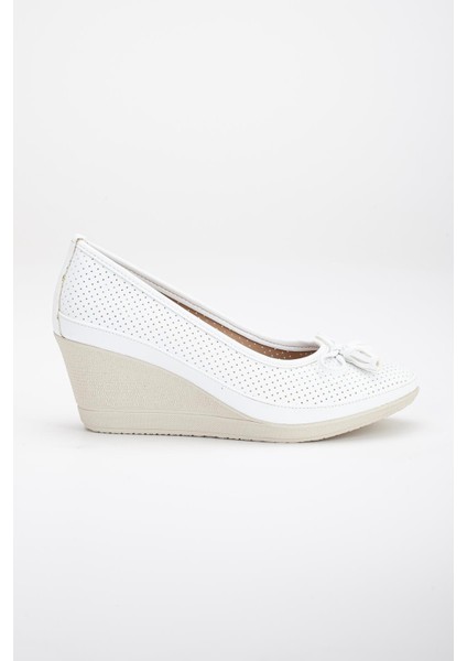 Dolgu Taban Lazer Kesim Beyaz Kadın Dolgu Topuklu Ayakkabı modelleri