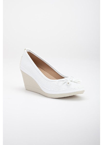 Dolgu Taban Lazer Kesim Beyaz Kadın Dolgu Topuklu Ayakkabı fırsatları