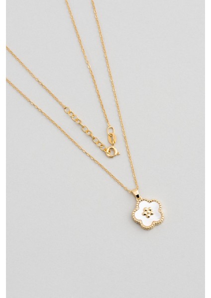 Sedef Çiçeği 18 Ayar Beyaz Altın Kaplama 43 cm Gümüş Minimal Kolye