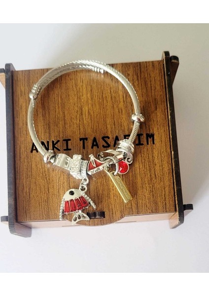 Balık ve Kalp Charmlı Çelik Bileklik fiyatları