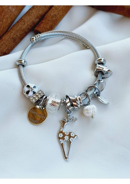 Model Geyik Charmlı Çelik Bileklik modelleri