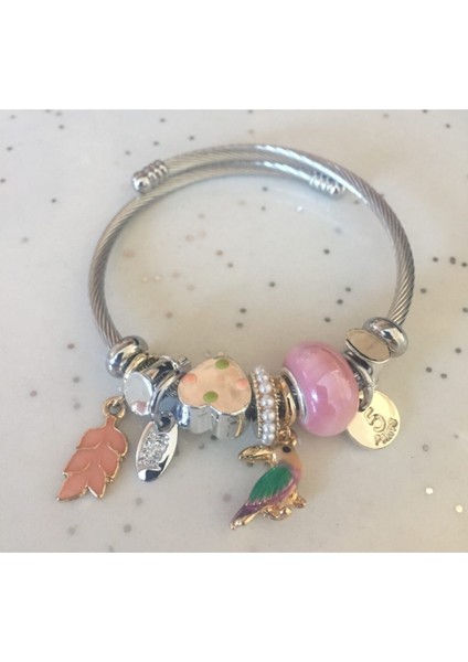 Kadın Pembe Model Karga Charmlı Bileklik fiyatları