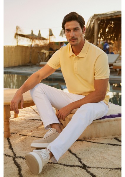 ALTINYILDIZ CLASSICS Erkek Sarı %100 Pamuk Kıvrılmaz Polo Yaka Slim Fit Dar Kesim Tişört fiyatları