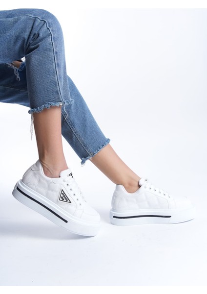 PRAG Bağcıklı Ortopedik Taban Desenli Kadın Sneaker Ayakkabı BT Beyaz