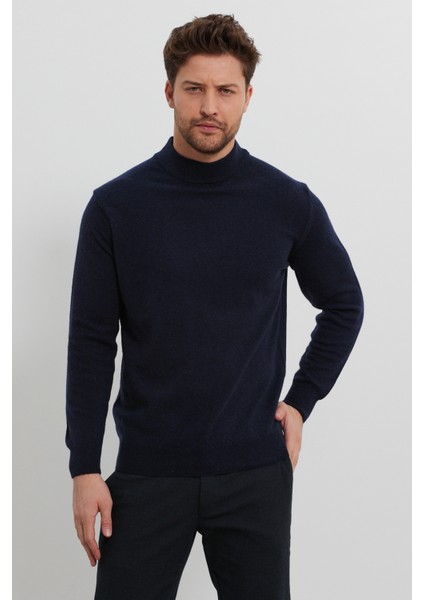 Erkek Yünlü Normal Kalıp Yarım Balıkçı Boğazlı Yaka Triko Kazak