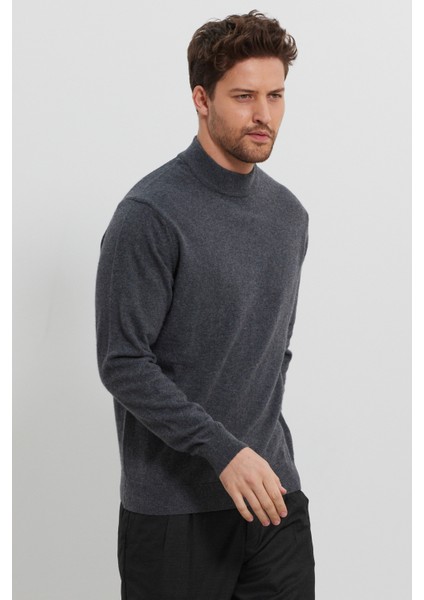 Erkek Yünlü Normal Kalıp Yarım Balıkçı Boğazlı Yaka Triko Kazak modelleri
