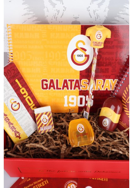 DEKOMUS İLE ÖZEL KUTULU YENİ SEZON LİSANSLI GALATASARAY FULL KIRTASİYE SETİ