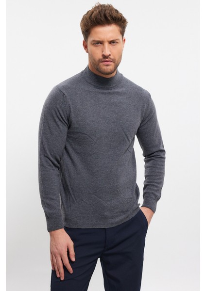 Erkek Yünlü Normal Kalıp Yarım Balıkçı Boğazlı Yaka Triko Kazak
