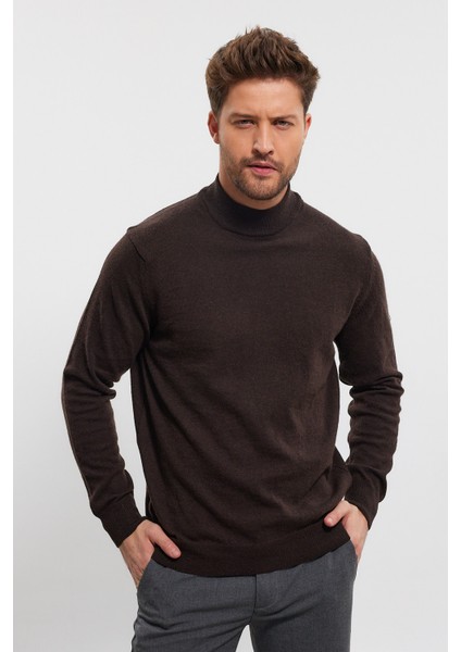 Erkek Yünlü Normal Kalıp Yarım Balıkçı Boğazlı Yaka Triko Kazak