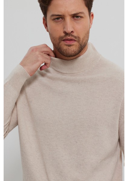 Erkek Yünlü Normal Kalıp Yarım Balıkçı Boğazlı Yaka Triko Kazak