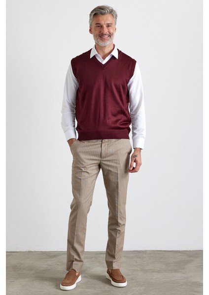 Erkek Standart Fit Normal Kesim V Yaka Kolsuz Süveter Triko Kazak fırsatları