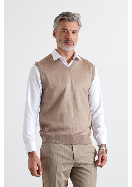 Erkek Standart Fit Normal Kesim V Yaka Kolsuz Süveter Triko Kazak fırsatları