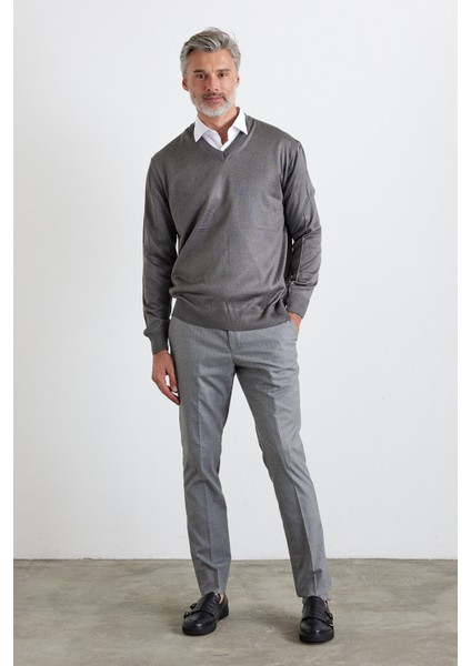 Erkek Standart Fit Normal Kesim V Yaka Triko Kazak modelleri