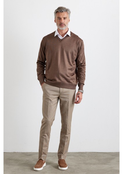 Erkek Standart Fit Normal Kesim V Yaka Triko Kazak fiyatları