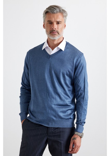 Erkek Standart Fit Normal Kesim V Yaka Triko Kazak