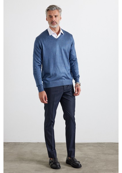 Erkek Standart Fit Normal Kesim V Yaka Triko Kazak modelleri