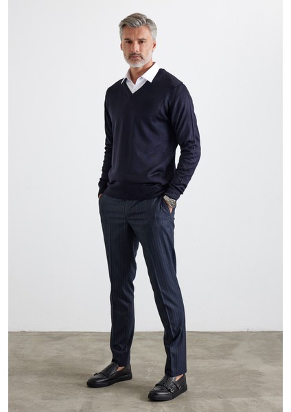 Erkek Standart Fit Normal Kesim V Yaka Triko Kazak fırsatları